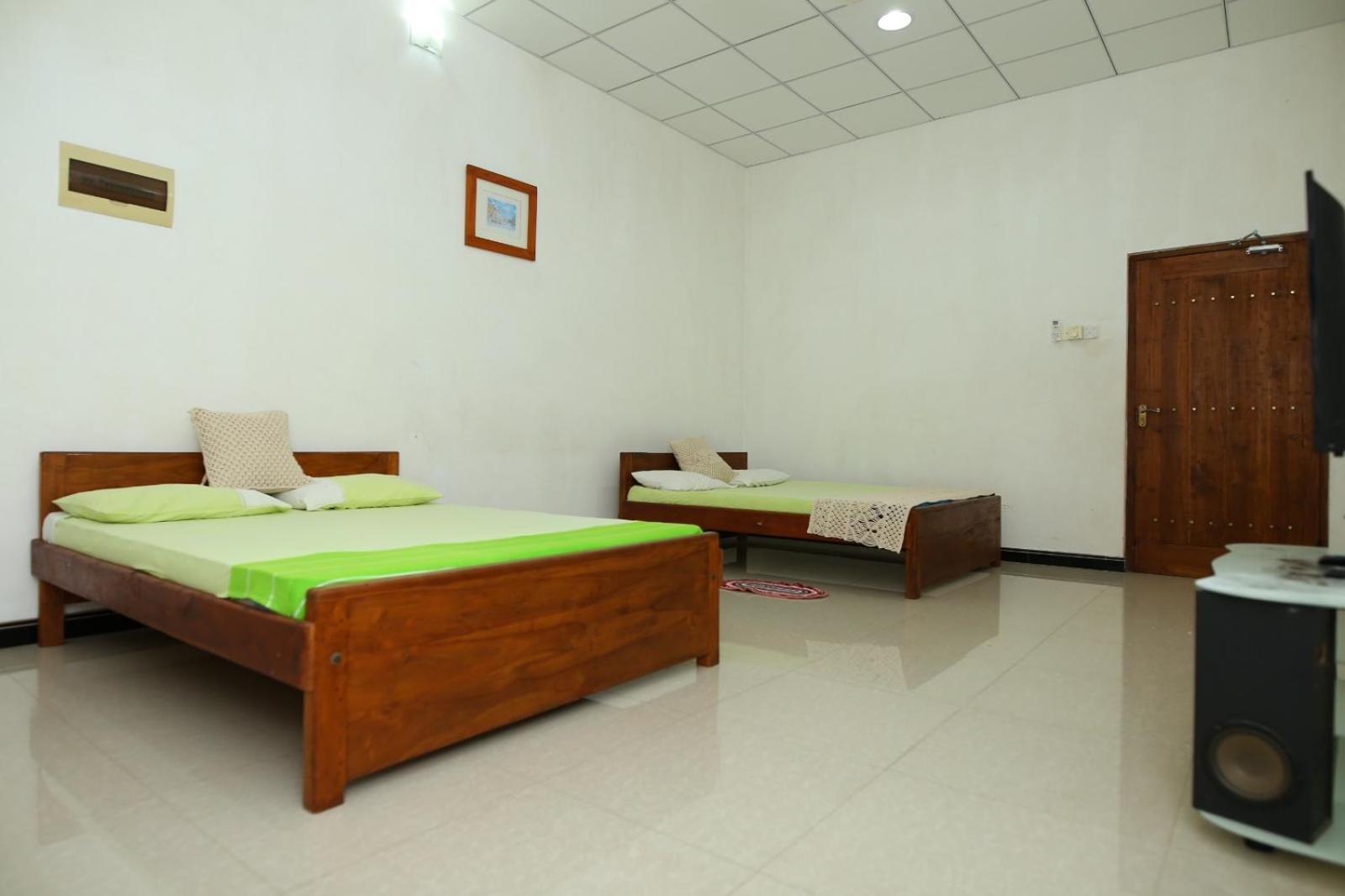 Sujee'S Guest House With Two Bed Rooms Anuradhapura Luaran gambar